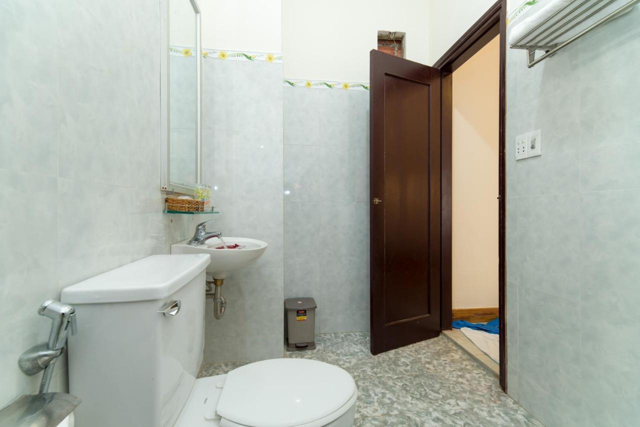 Hoa Thu Homestay Hội An Buitenkant foto