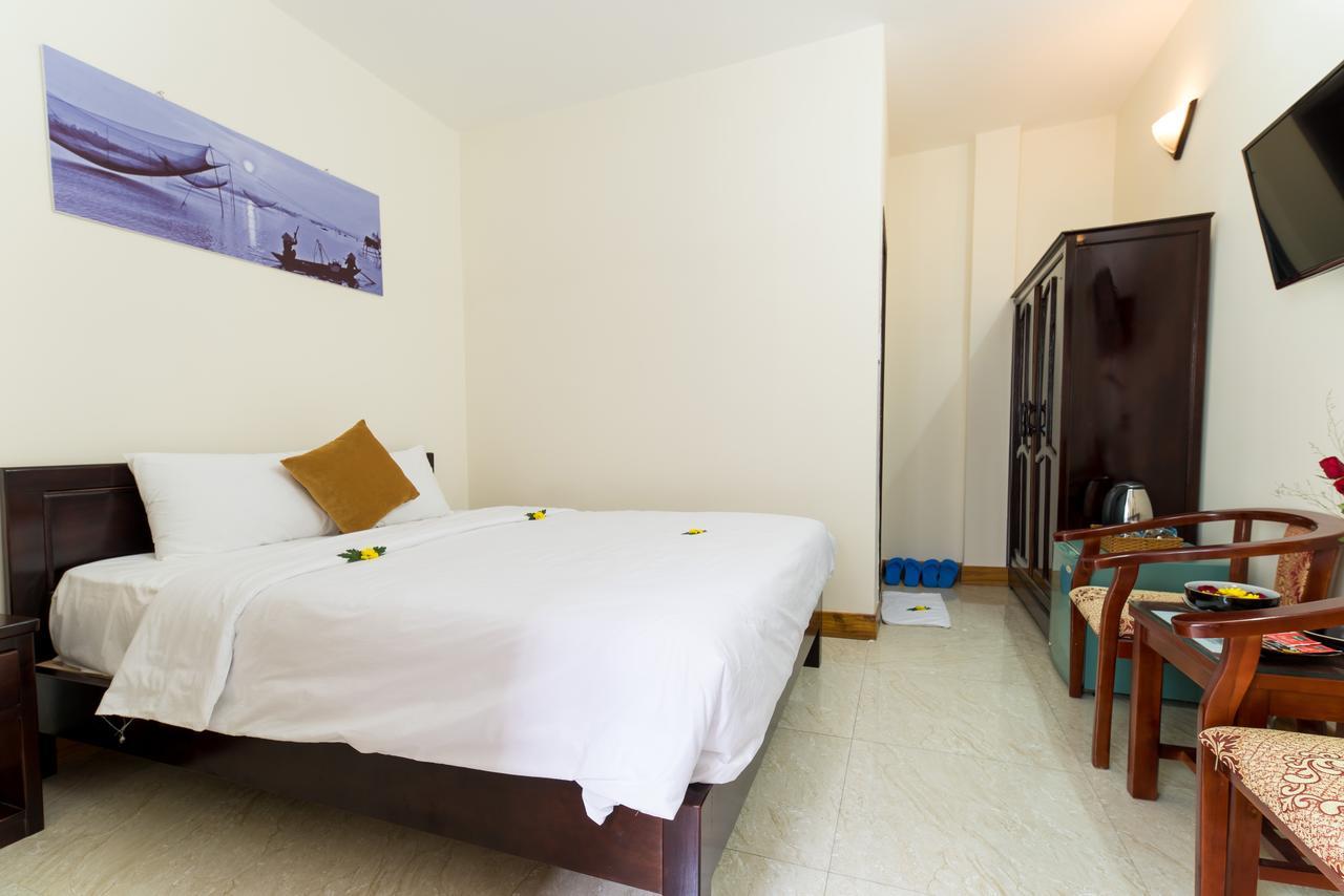 Hoa Thu Homestay Hội An Buitenkant foto